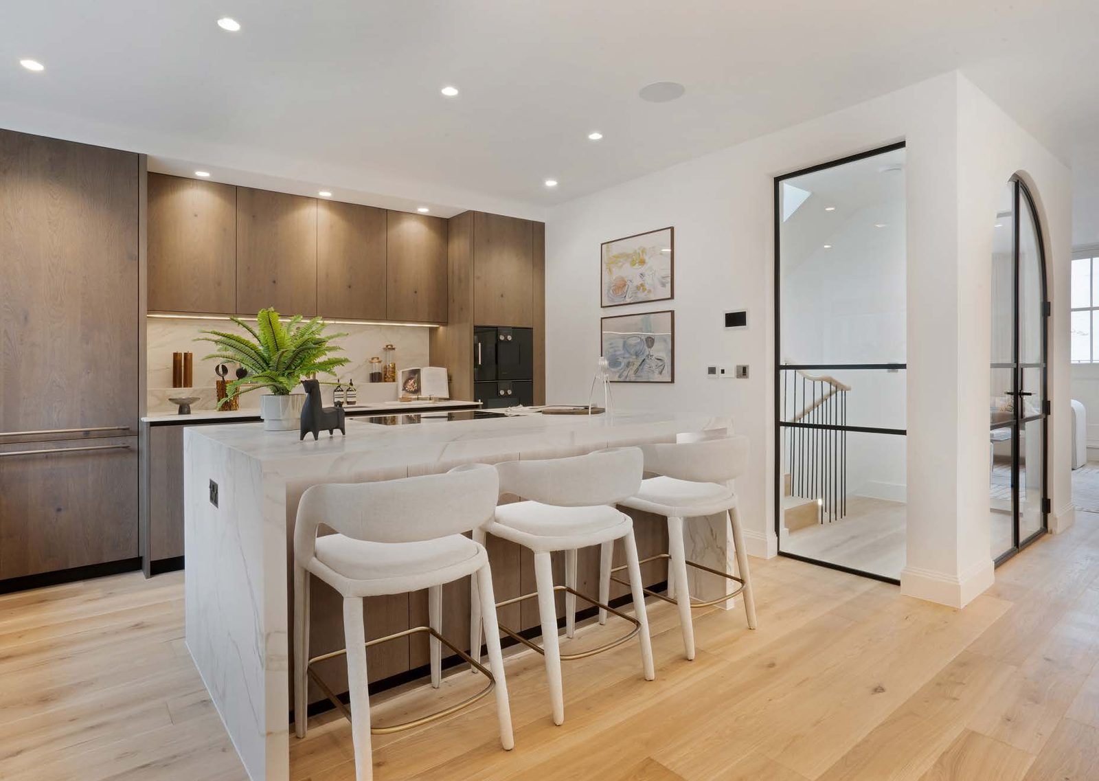 6 Buckingham Mews